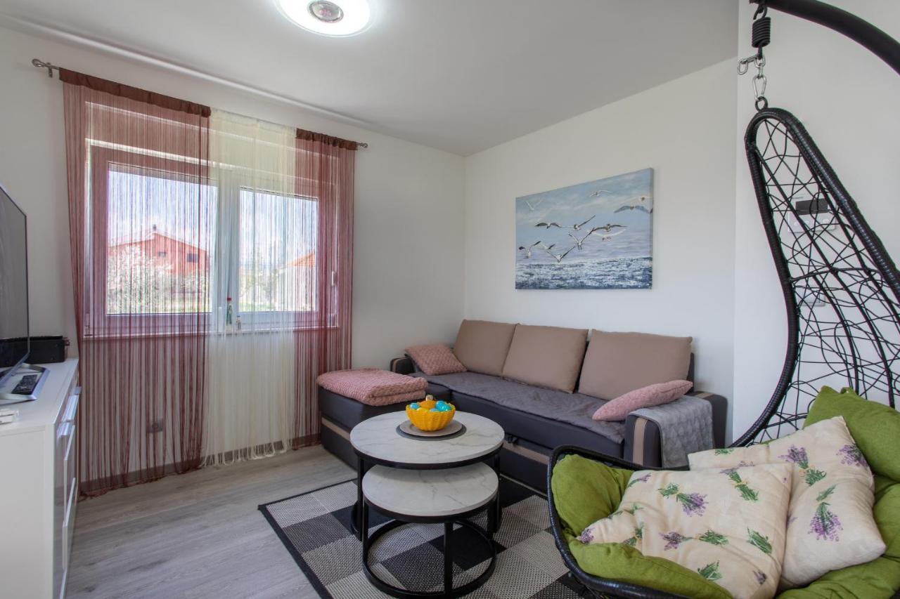 Apartman Nikol Kaštela Extérieur photo