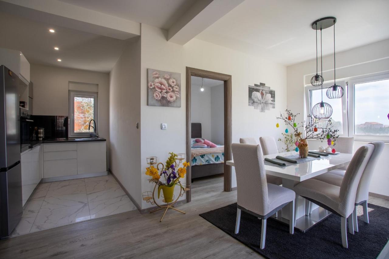 Apartman Nikol Kaštela Extérieur photo