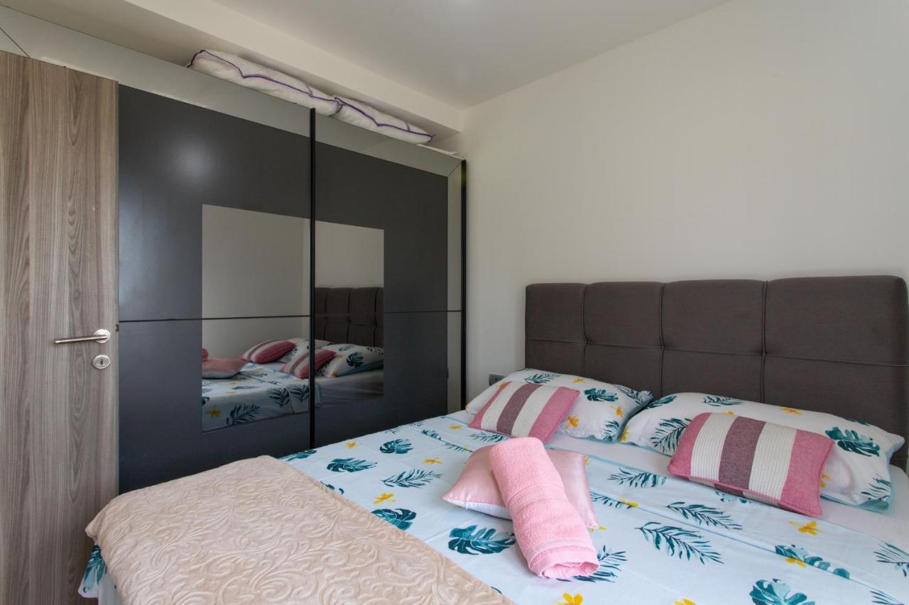 Apartman Nikol Kaštela Extérieur photo